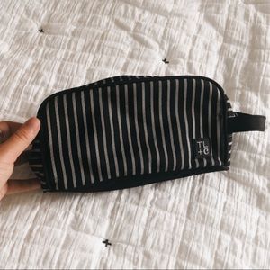 Tender Love + Carry Makeup Bag